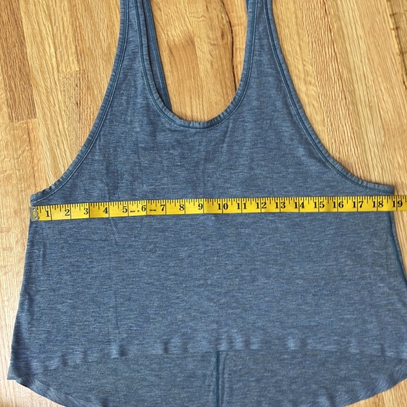LULULEMON Intended Tank Top Dark Cobalt Blue
Yoga Exercise Open Drape Back - Picture 5 of 7